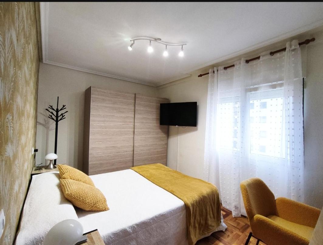 Apartamento Centrico Con Wifi Avilés Exterior foto